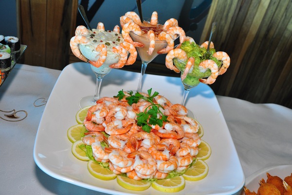 Sunday Buffet at Bay Lodge